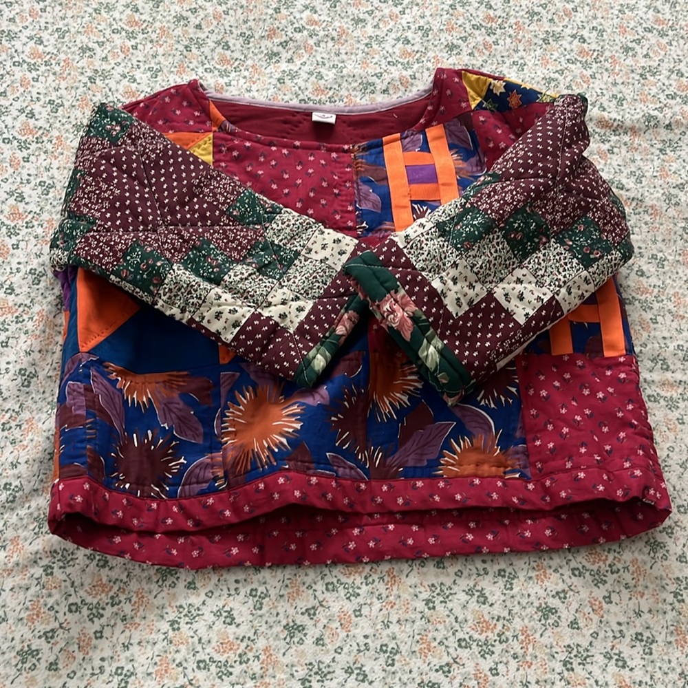 Handmade patchwork quilt top - Picture 2 of 7